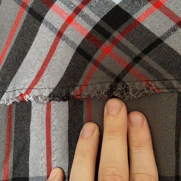 Button up top - Picture 4 of 4